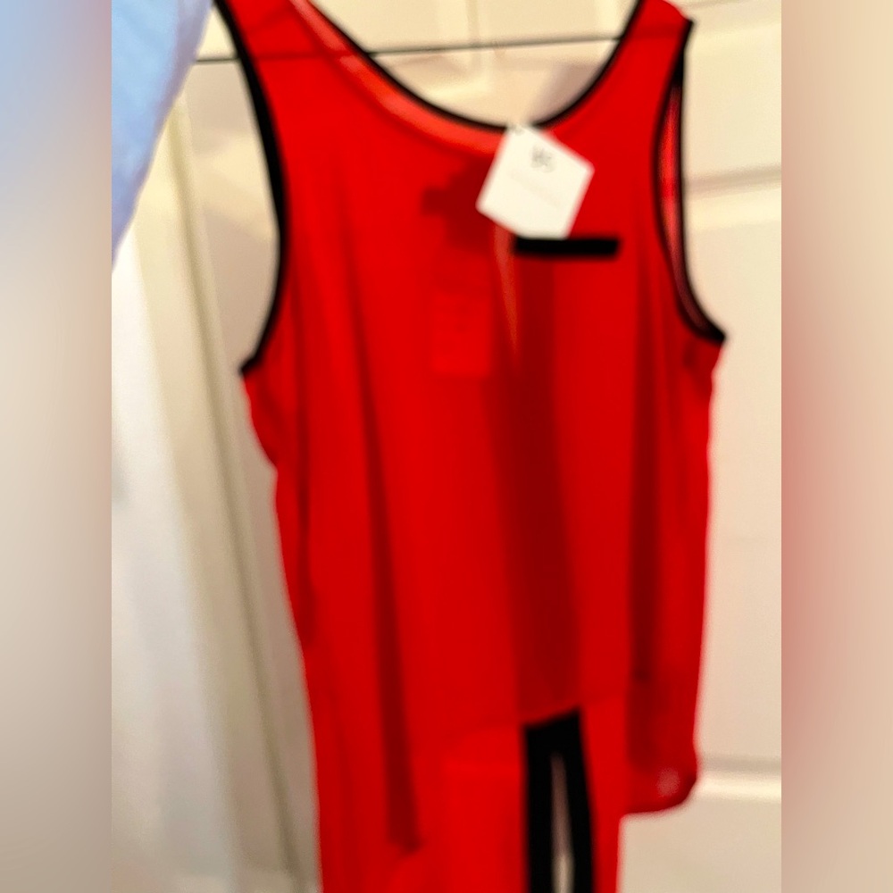 Red Sleeveless Top